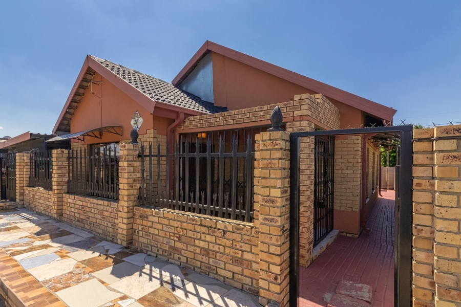3 Bedroom Property for Sale in Gelukwaarts Free State